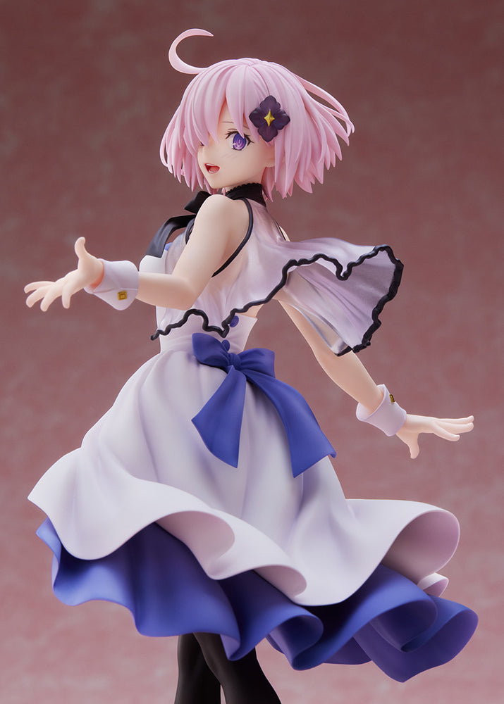 FATE/GRAND ORDER SHIELDER/MASH KYRIELIGHT “UNDER THE SAME SKY” 1/7 SCALE FIGURE