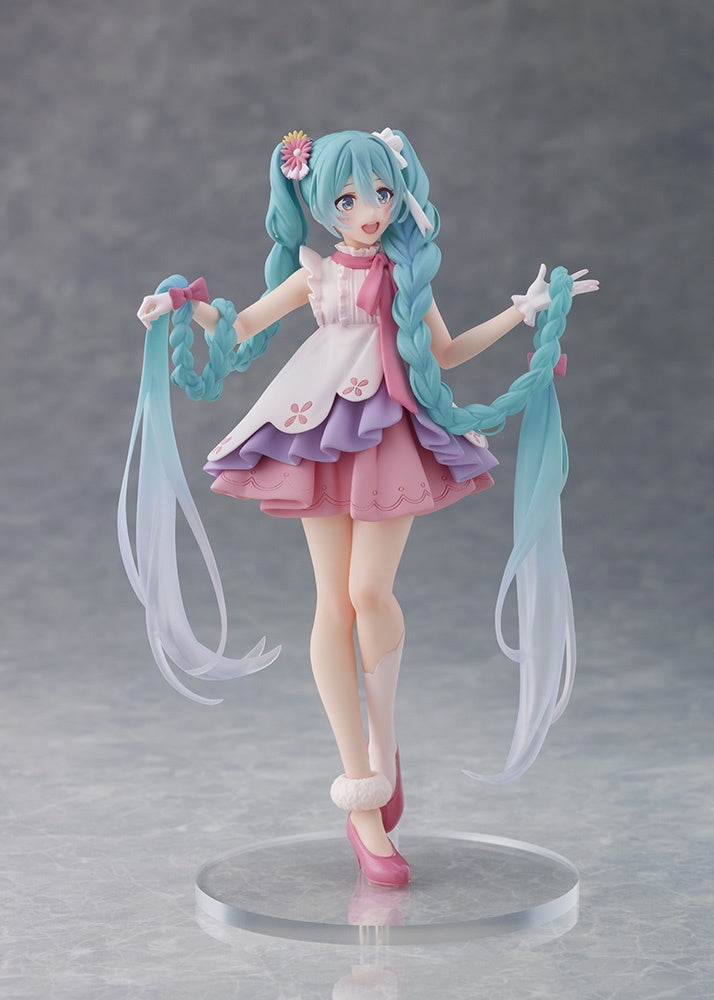 HATSUNE MIKU WONDERLAND FIGURE RAPUNZEL-Figuras-Taito-Akibara Xpress