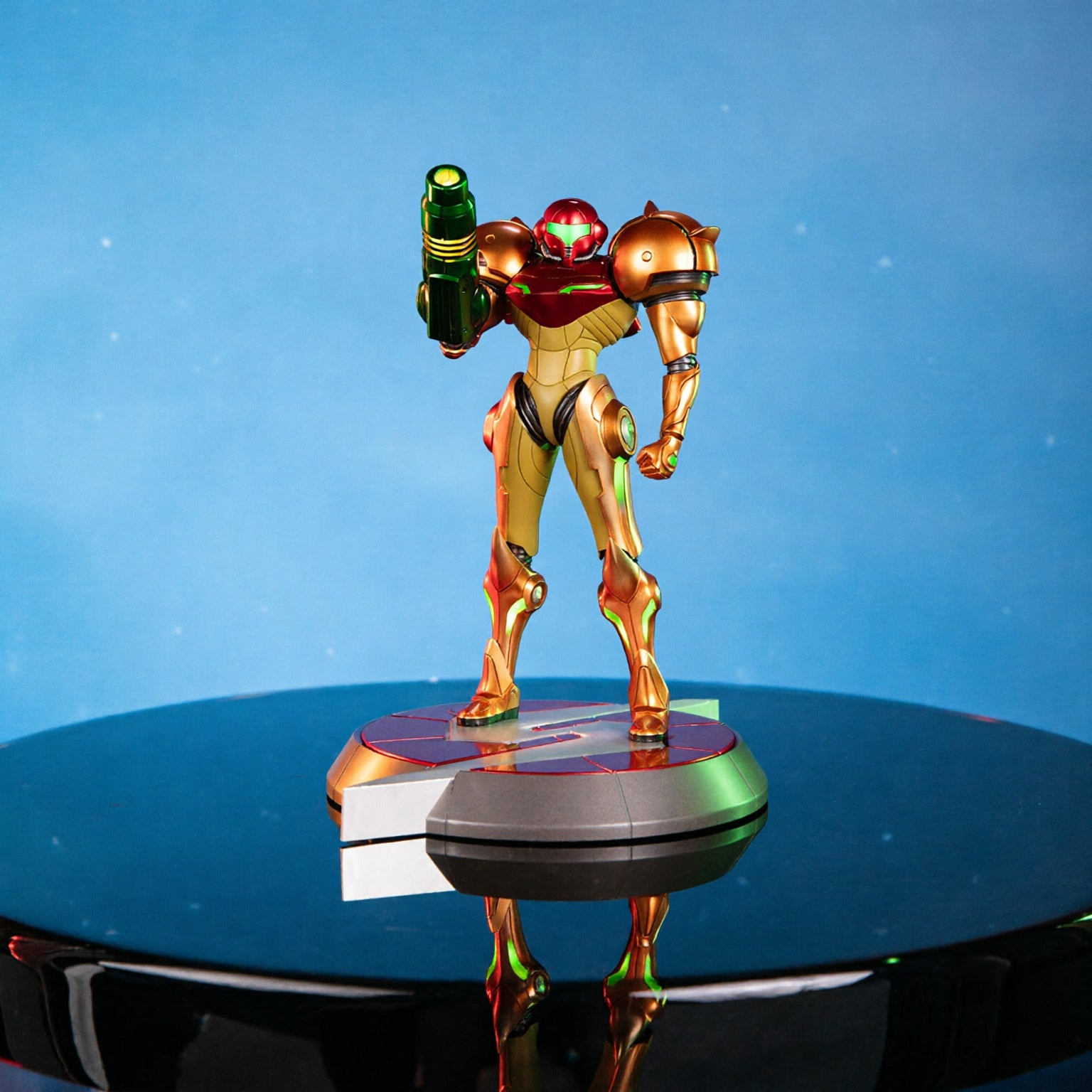 PREVENTA METROID PRIME™ - SAMUS VARIA SUIT PVC (COLLECTOR'S EDITION)-Figuras-First 4 Figures-Akibara Xpress