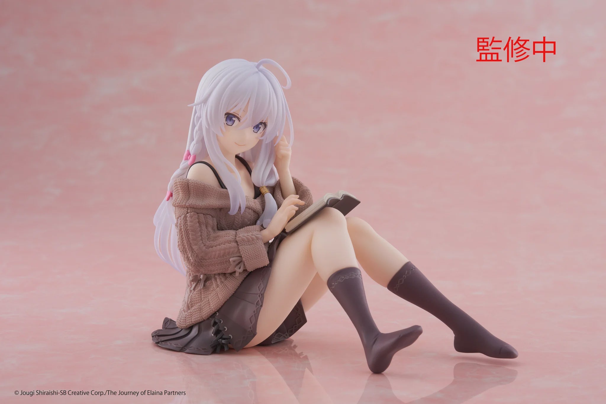 Wandering Witch: The Journey of Elaina Desktop Cute Figure - Elaina (Casual Clothes Ver.)-Figuras-Taito-Akibara Xpress
