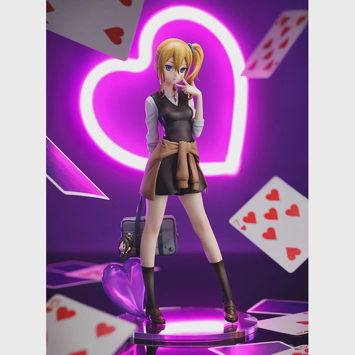 KAGUYA-SAMA: LOVE IS WAR - THE GENIUSES' WAR OF LOVE AND BRAINS AI HAYASAKA 1:7 SCALE STATUE-Figuras-AMAKUNI-Akibara Xpress