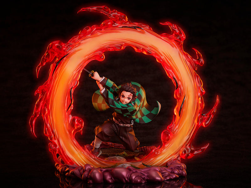 DEMON SLAYER: KIMETSU NO YAIBA TANJIRO KAMADO HINOKAMI KAGURA CLEAR BLUE SKY 1/8 SCALE FIGURE