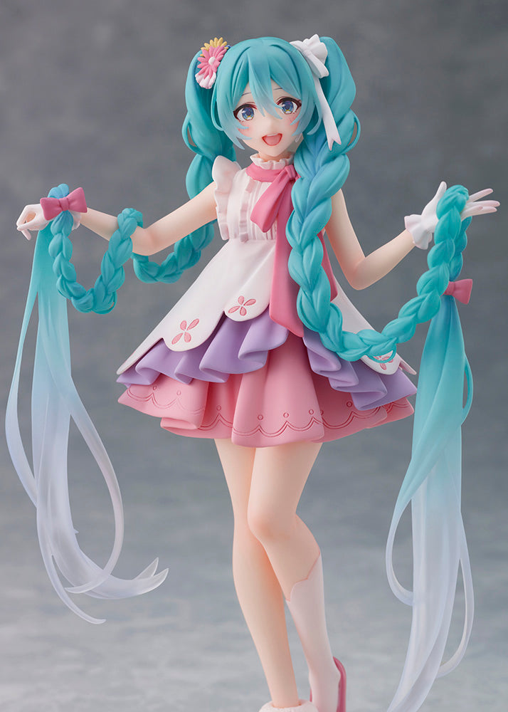 HATSUNE MIKU WONDERLAND FIGURE RAPUNZEL