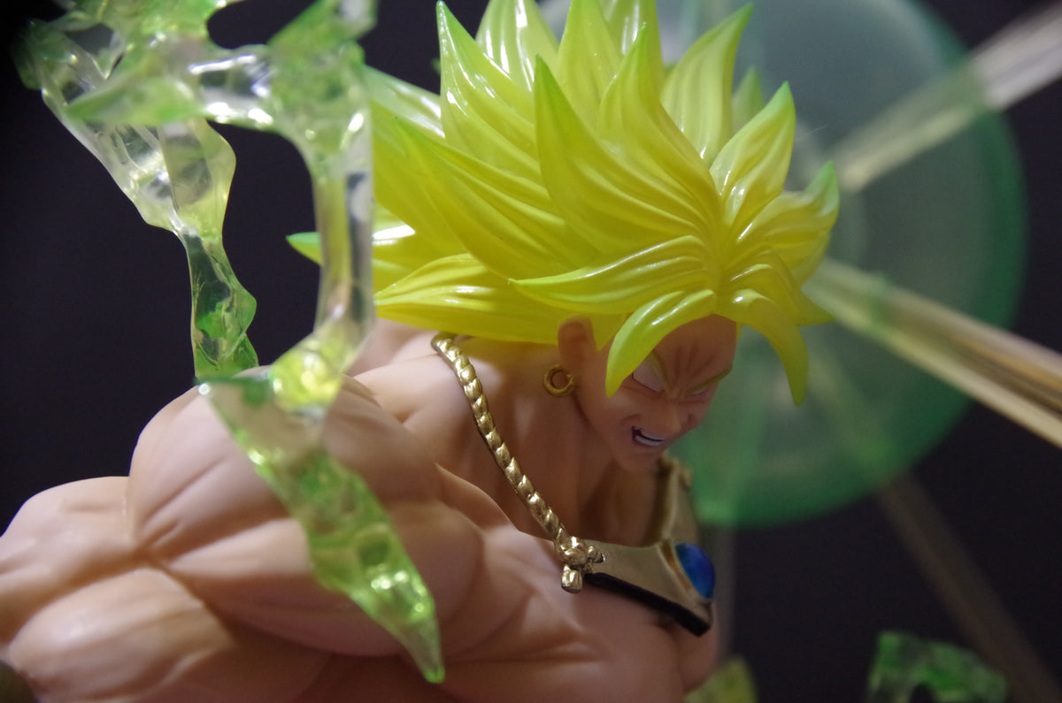BANDAI Figuarts Zero Super Saiyan Broly-The Burning Battle