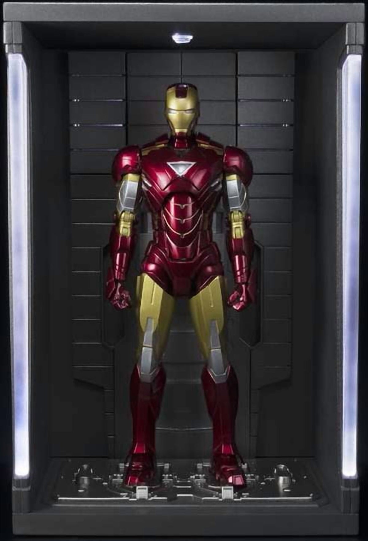 BANDAI SH Figuarts IRON MAN Mk50