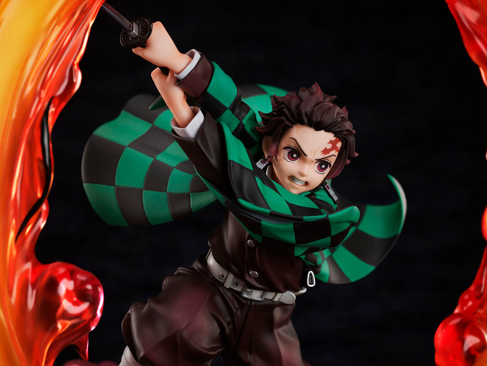DEMON SLAYER: KIMETSU NO YAIBA TANJIRO KAMADO HINOKAMI KAGURA CLEAR BLUE SKY 1/8 SCALE FIGURE-Figuras-ANPLEX-Akibara Xpress