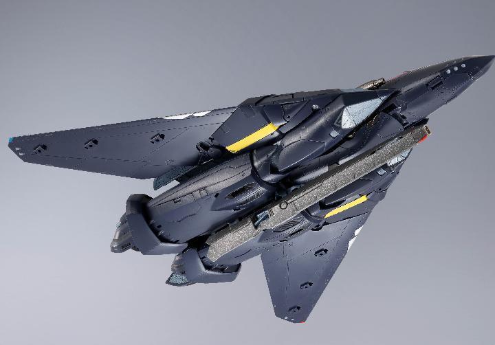 DX CHOGOKIN VF-17S NIGHTMARE STEALTHVALKYRIE GAMLIN KIZAKI-Figuras-BANDAI-Akibara Xpress