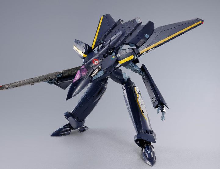 DX CHOGOKIN VF-17S NIGHTMARE STEALTHVALKYRIE GAMLIN KIZAKI-Figuras-BANDAI-Akibara Xpress