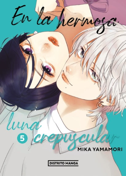EN LA HERMOSA LUNA CREPUSCULAR N.5-MANGAS NACIONALES-DISTRITO MANGA-Akibara Xpress
