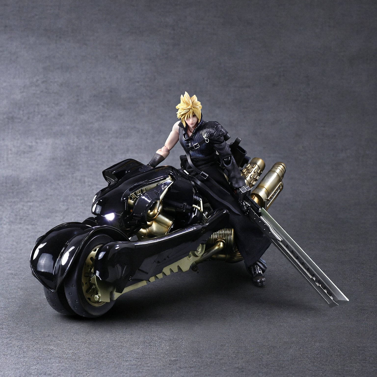 FINAL FANTASY VII ADVENT CHILDREN PLAY ARTS - KAI- CLOUD STRIFE & FENRIR-Figuras-SQUARE ENIX-Akibara Xpress