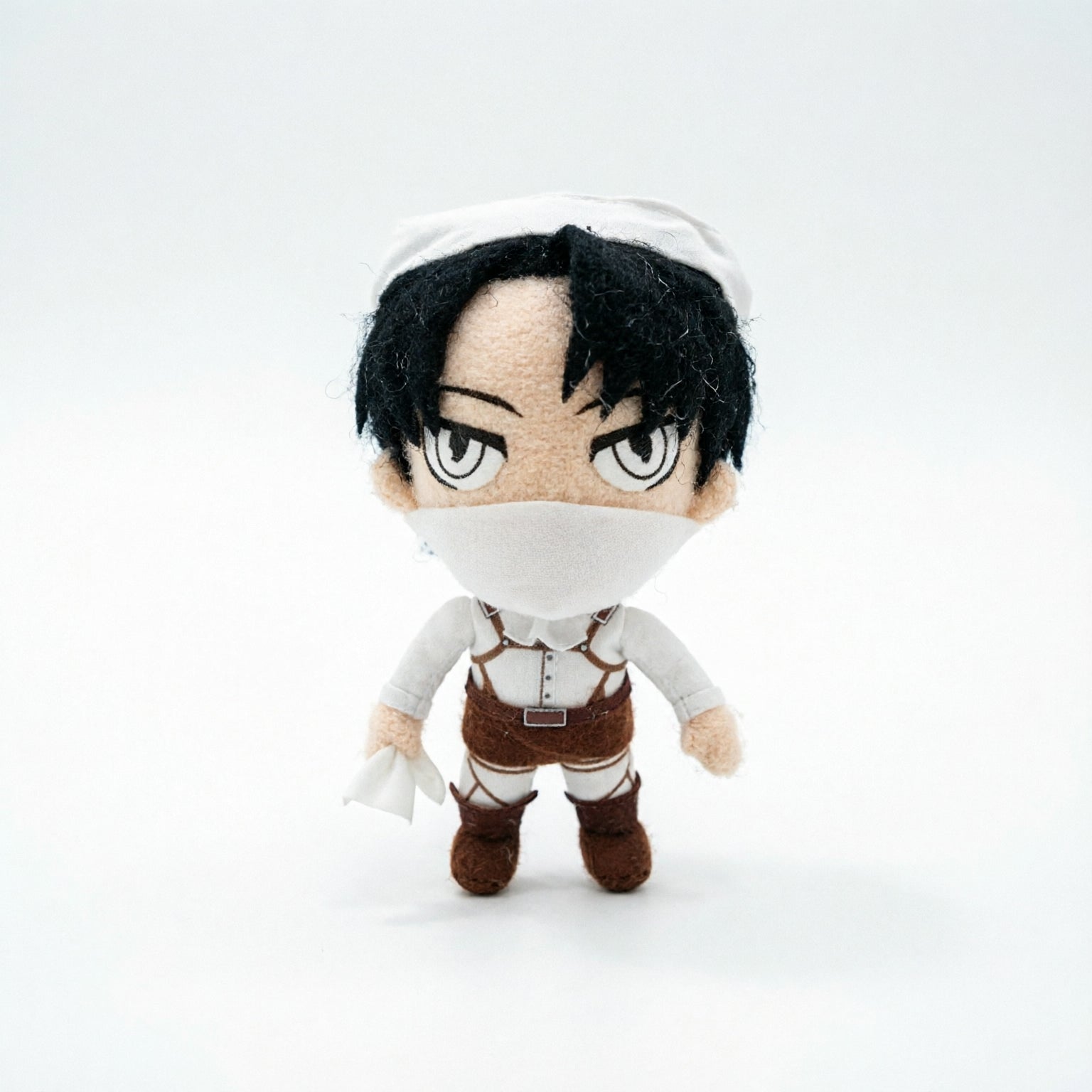 Great Eastern Attack on Titan Cleaning Levi Ackerman Stuffed Plush, 8.5"-Peluches-Peluches-Akibara Xpress (Mejorada)