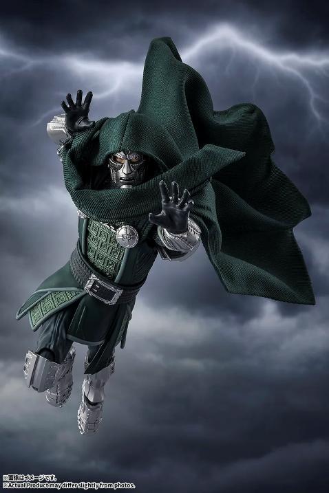 PREVENTA SH FIGUARTS DOCTOR DOOM (AVENGERS DOOMSDAY)