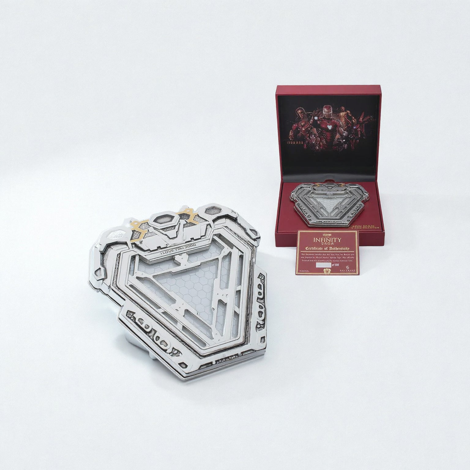 Iron Man Arc Reactor Prop Replica Light-Up Pin - Entertainment Earth Exclusive-Figuras-SALESONE STUDIOS-Akibara Xpress