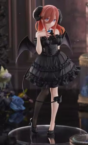 PREVENTA BICUTE DARK FIGURE NAKANO MIKU-Figuras-FURYU-Akibara Xpress