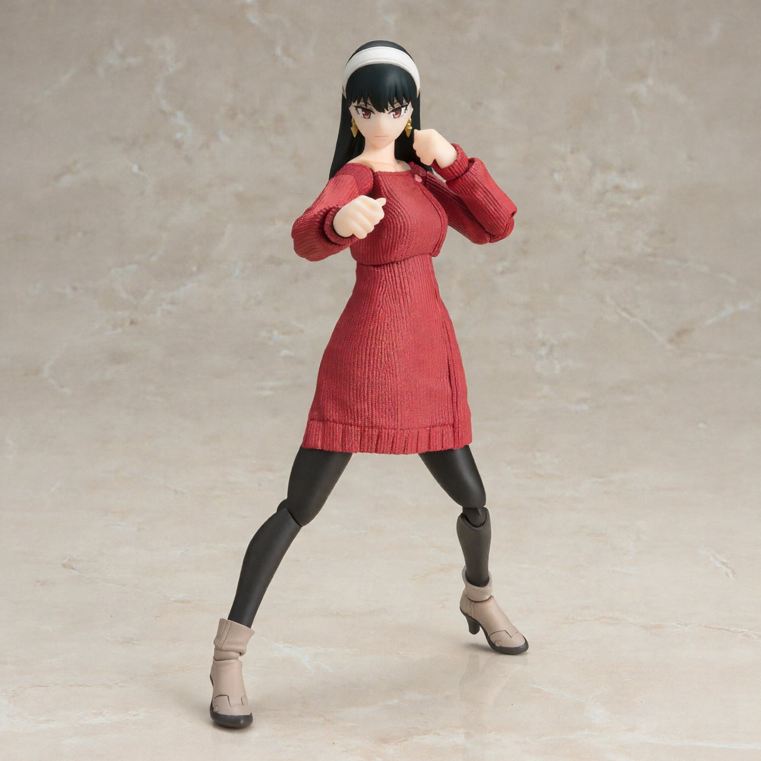 S.H. Figuarts YOR FORGER -Mother of the Forger family-Figuras-BANDAI-Akibara Xpress