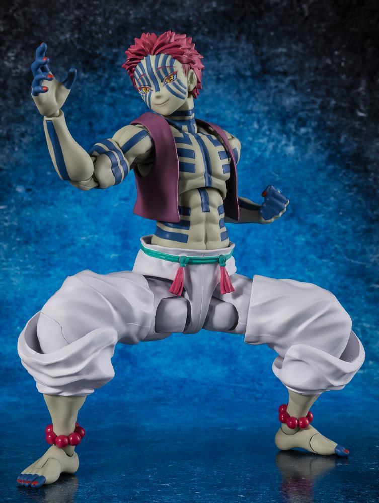 S.H.FIGUARTS AKAZA-Figuras-BANDAI-Akibara Xpress