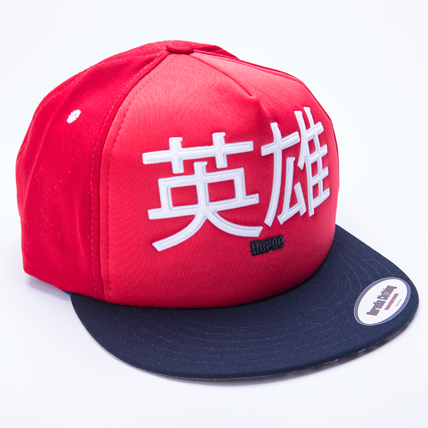 Gorra Heredia Heroe Roja con letras blancas