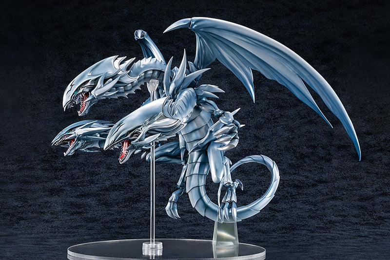 Yu-Gi-Oh! BLUE-EYES ULTIMATE DRAGON