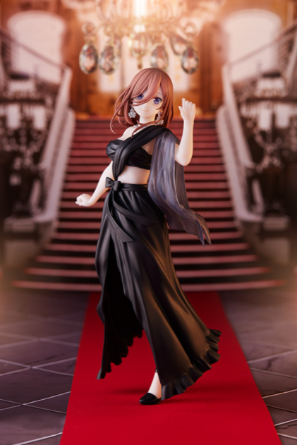 The Quintessential Quintuplets Kyunties Miku Nakano Figure